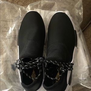 Super cute slide on tennis shoes!